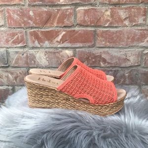 Wedges-Reba McEntire